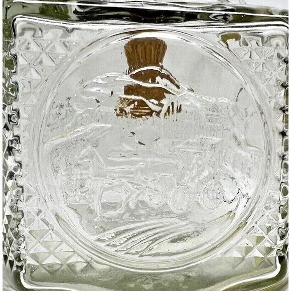 Lamplight Farms Clear Glass Oil/Kerosene Lamp 14" Horse & Buggy Design Hexagon B - Picture 4 of 9